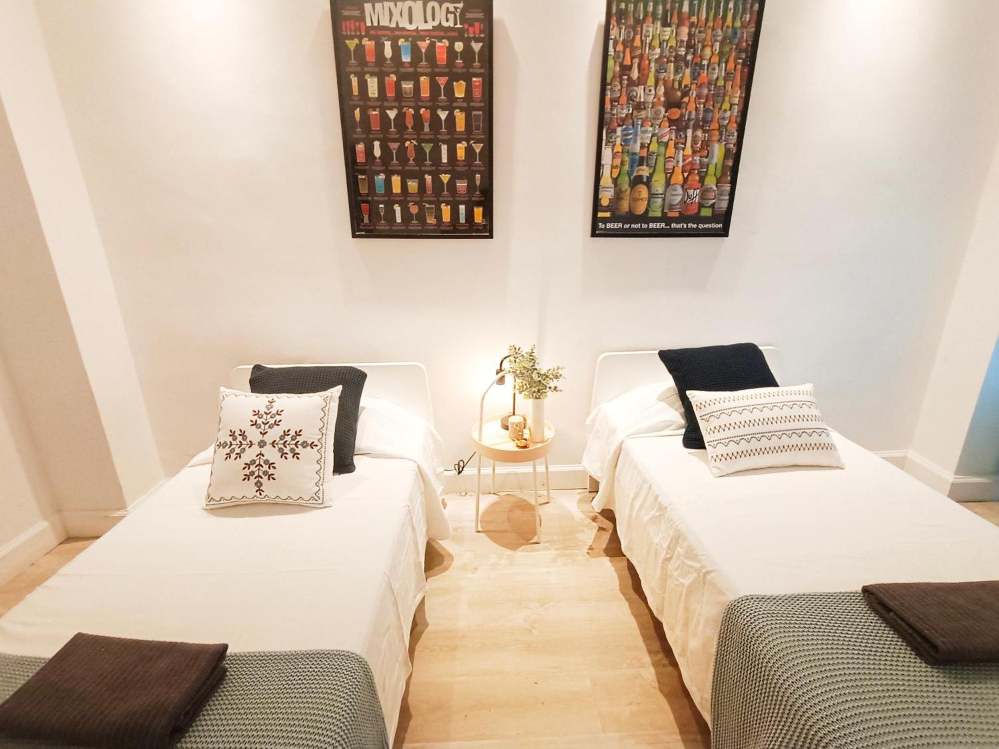 Centric Rooms In Барселона Экстерьер фото